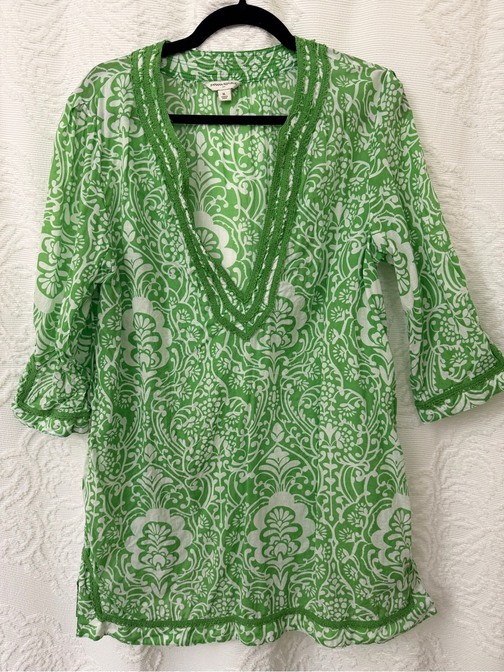 Green & White Patterned Tunic Top